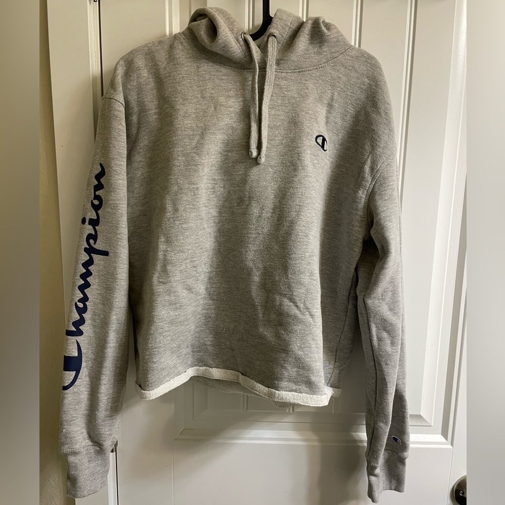 Champion Cropped Sweatshirt